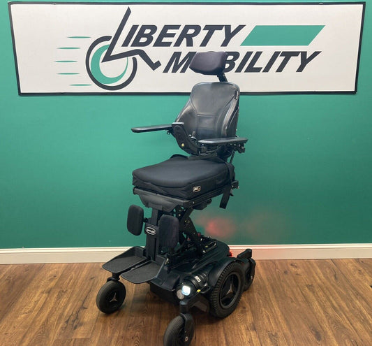 2018 Permobil M5 Wheelchair w/Elevate, Tilt, Recline, Legs 7.5 MPH - LIGHTS#7568