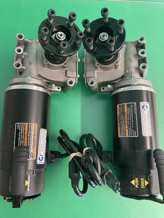 MOTORS FOR INVACARE TDX SP II 1188843 / M9278-02 / 1163412 - 1163413 #J744