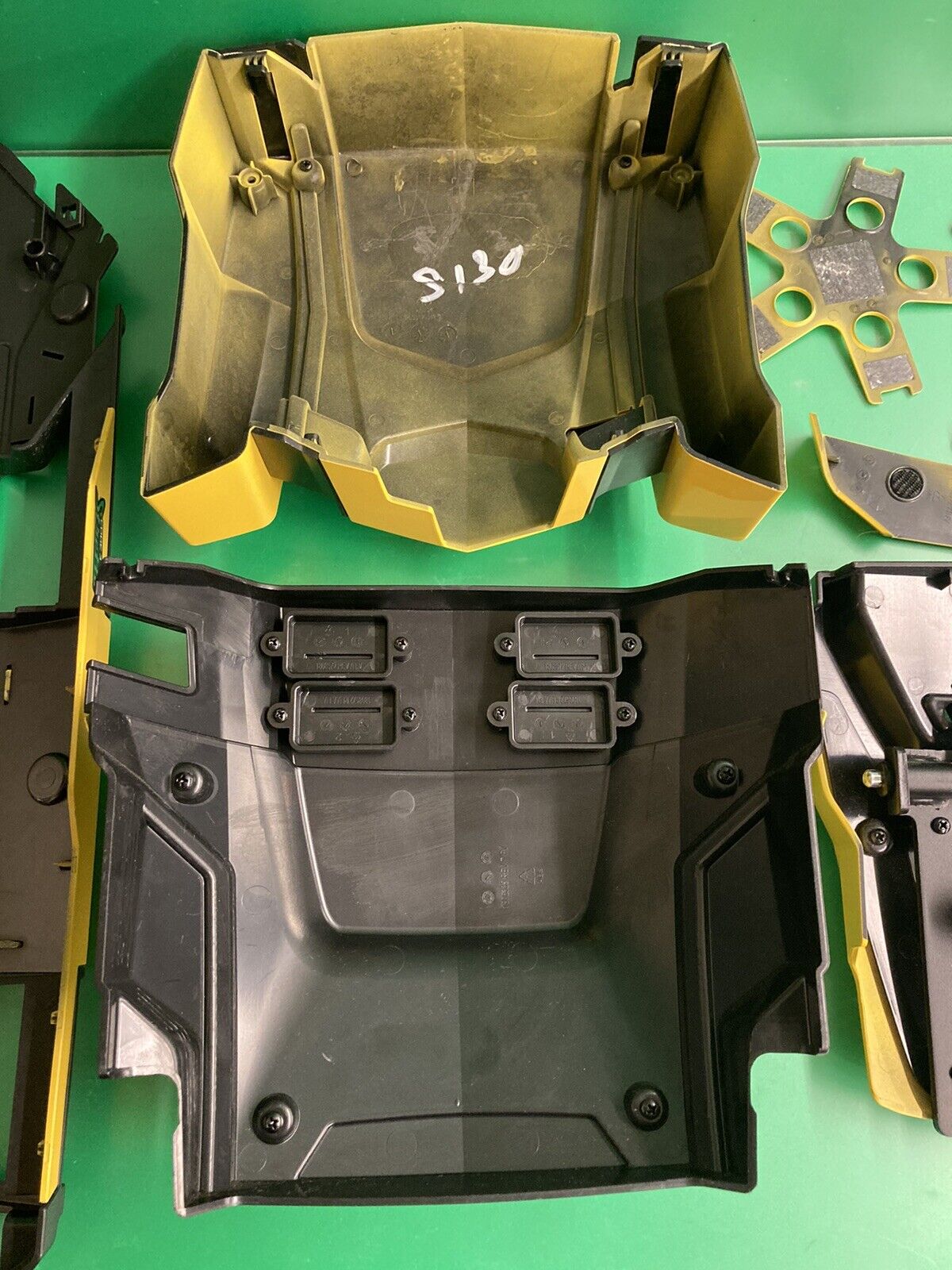 Complete Plastic Body Cover Shroud for Quantum Edge 3 Stretto -Yellow* #H891