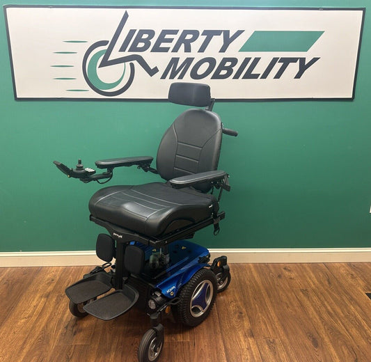 2019 Permobil M300 HD Wheelchair w/ Elevate, Tilt, Recline, Legs 450 LB Capacity