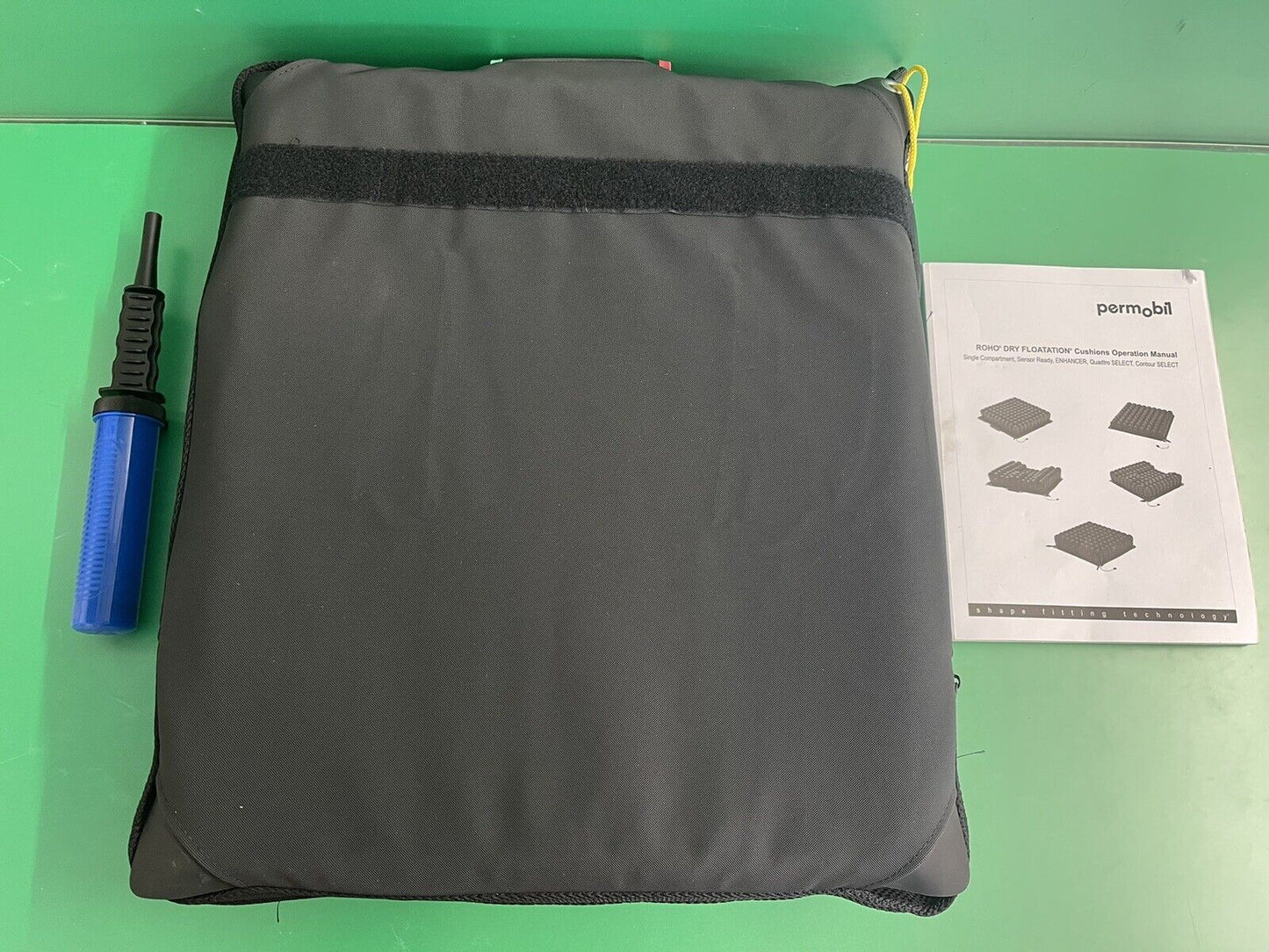 2022 Roho Quad Select Air Cushion 17.75" X 20.25"X 4.25" (QS911C) MINT* #i131