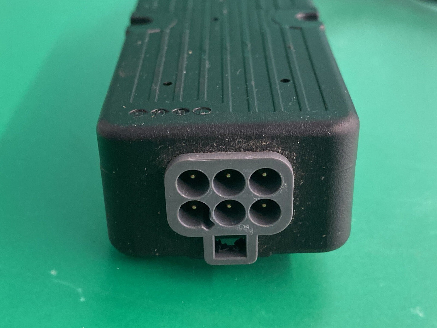 QLogic 3 Base Multiplier Cable Splitter for Quantum Power Wheelchairs #K679