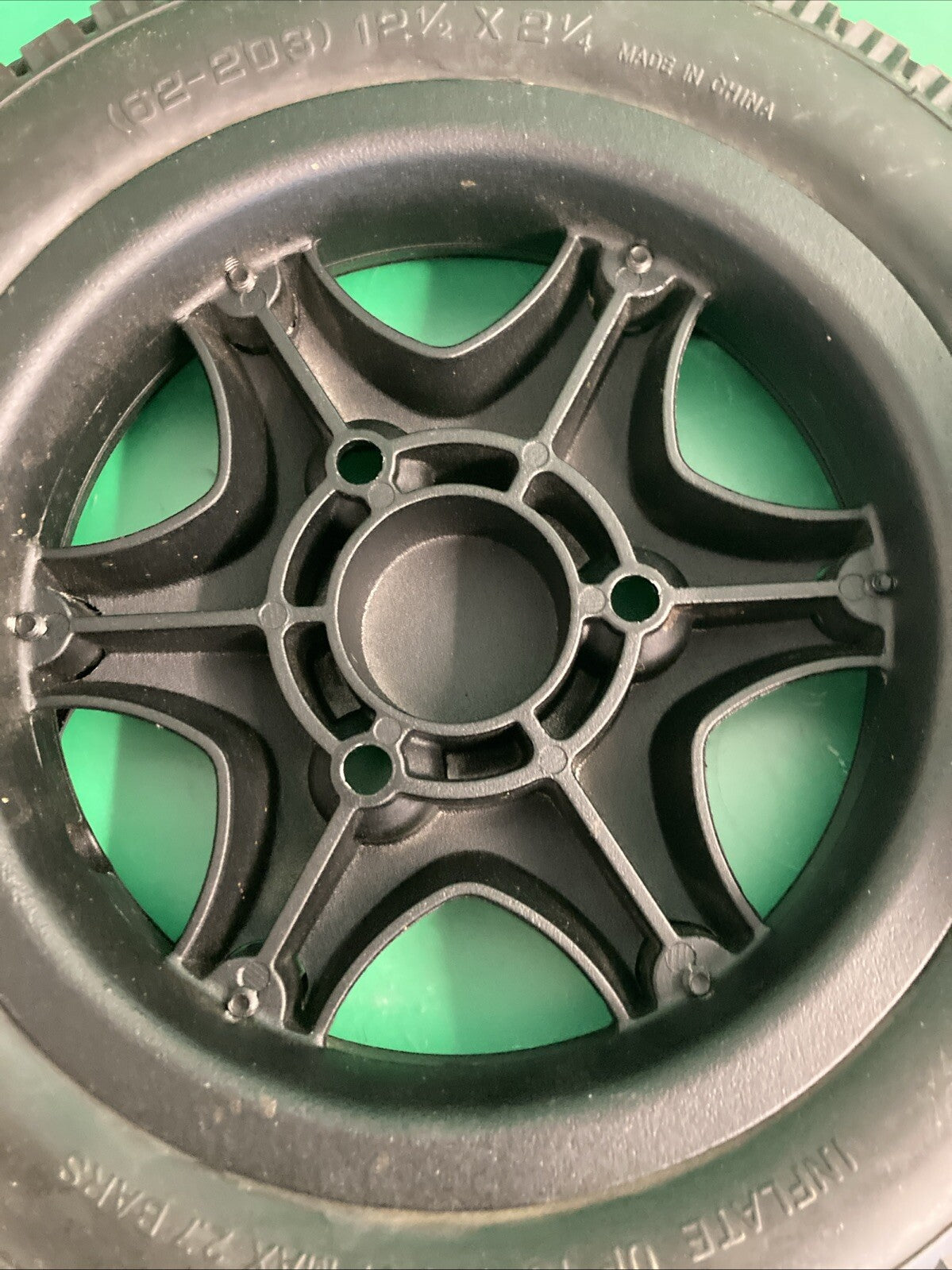 Drive Wheel Assembly for the Quickie Q500M Q300M Wheelchairs FULL TREAD* #K505