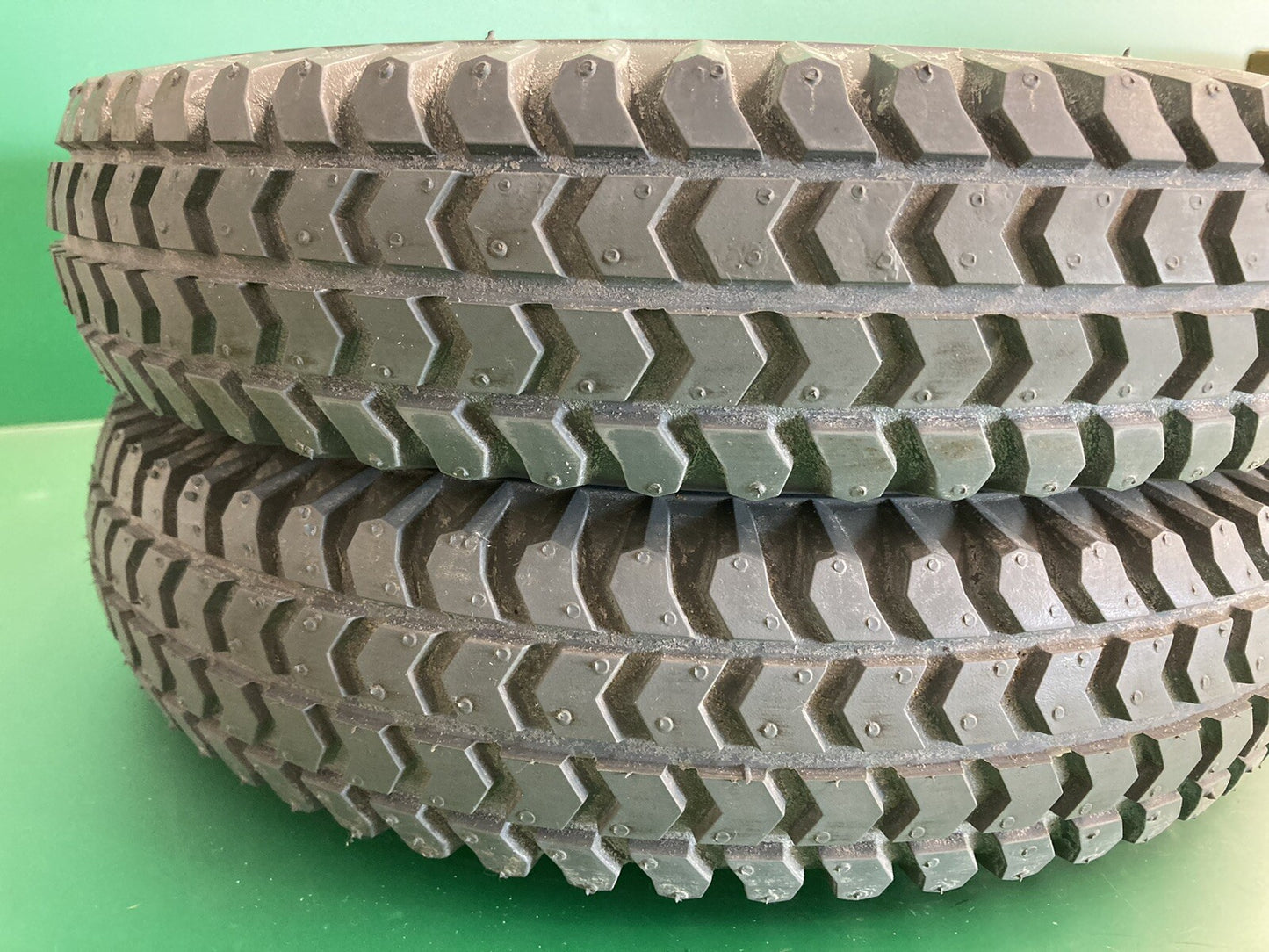 14"x3" Drive Wheels for the Quantum Q6 Edge WHLASMB2093 -MINT CONDITION* #J622