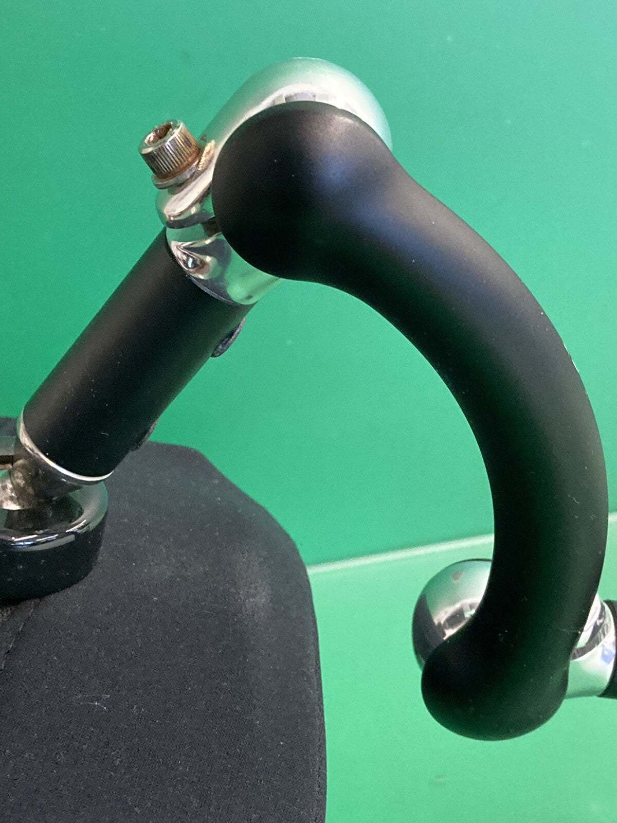 Whitmyer Specialty Plush /Adjust-a-Plush Head Rest / Extra Wide Adjustable #J562