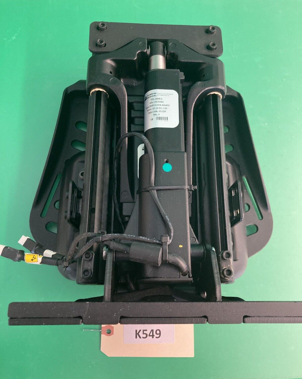 Quickie Q300M MINI Center Mount Power Elevating & Articulating Footrest #K549