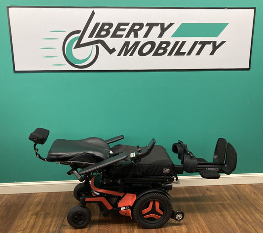 2022 Permobil F3 w/ Elevate, Tilt, Recline, Legs & 30° Anterior Tilt 51 Mi #7594
