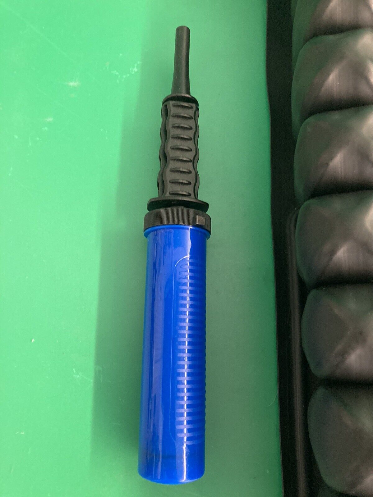 2021 Roho ISOFLO Air Cushion w/ Pump 17.75" X 18.50"X 4.25" (QS910C) #J698