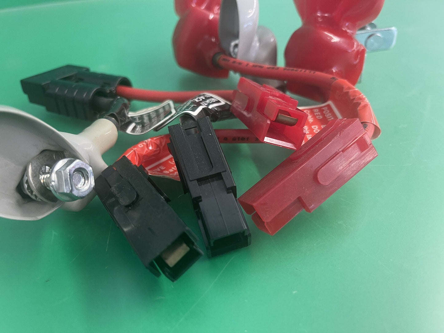 Battery Wiring Harness for the Invacare TDX SC Power Wheelchair #i258