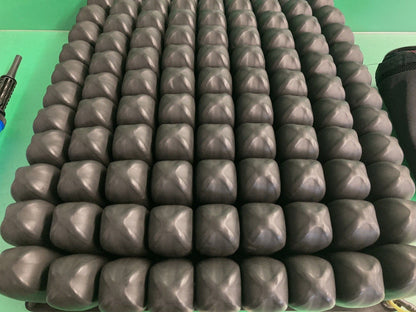 2020 Roho Air Cushion w/ Pump & Cover  16.50" X 20.00"X 4.25" 1R911C #J195