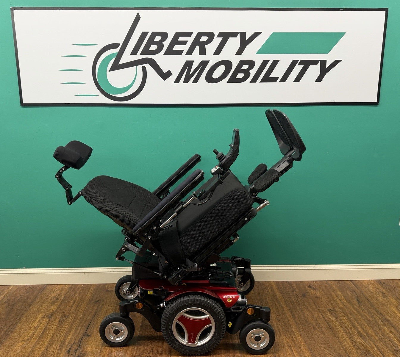 2023 Permobil M300 HD w/Elevate, Tilt, Recline, Legs 450lb cap* 13 Miles* #7615