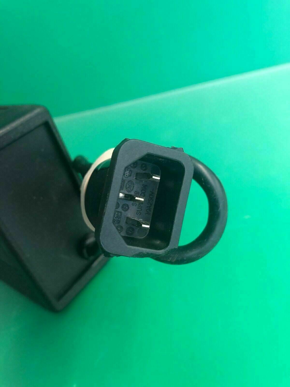 24 Volt 4 Amp On-Board Battery Charger for Invacare Pronto M50 Power Wheelchair