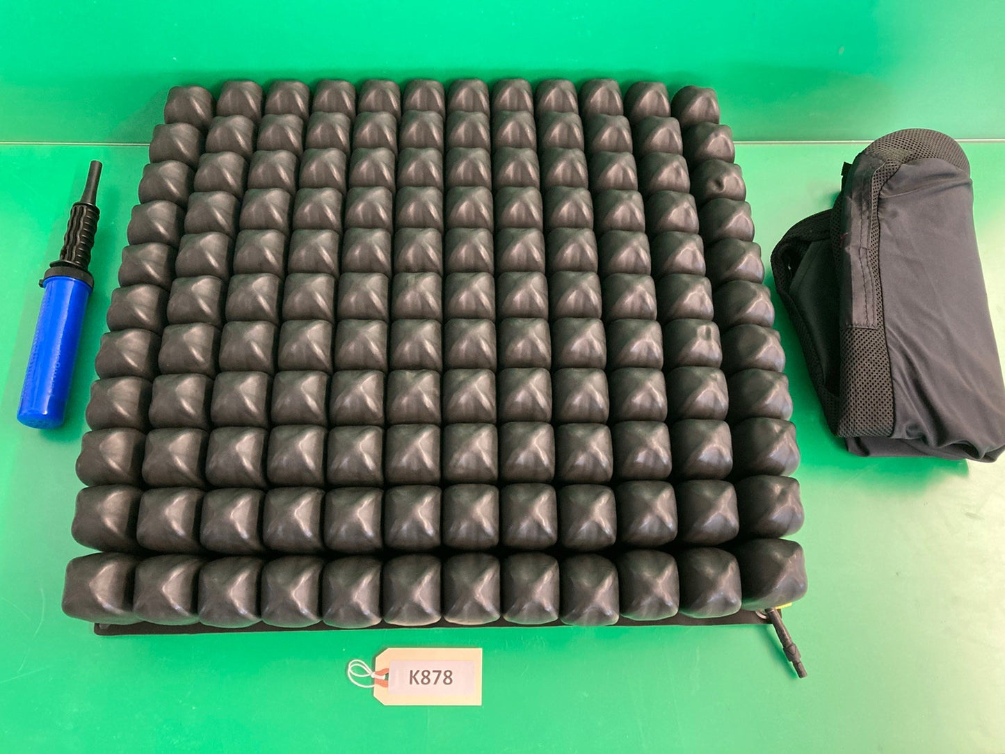 2025 Roho Air Cushion w/ Pump  21.75" X 20.00"X 4.25" 1R1211C ~MINT* #K878