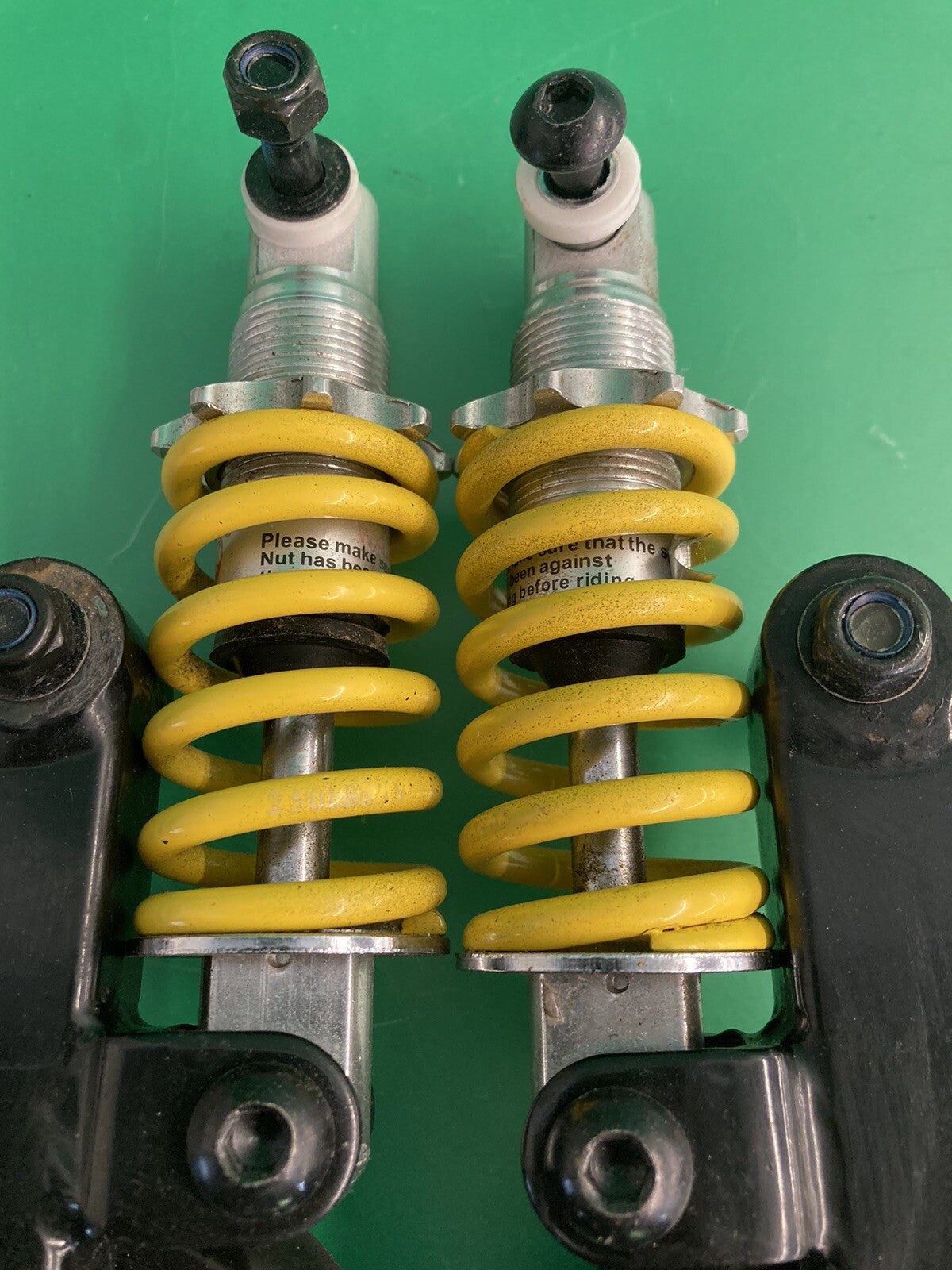 Shock Absorbers & Anti Tip Wheel Assembly for Trident HD Power Wheelchair #J706
