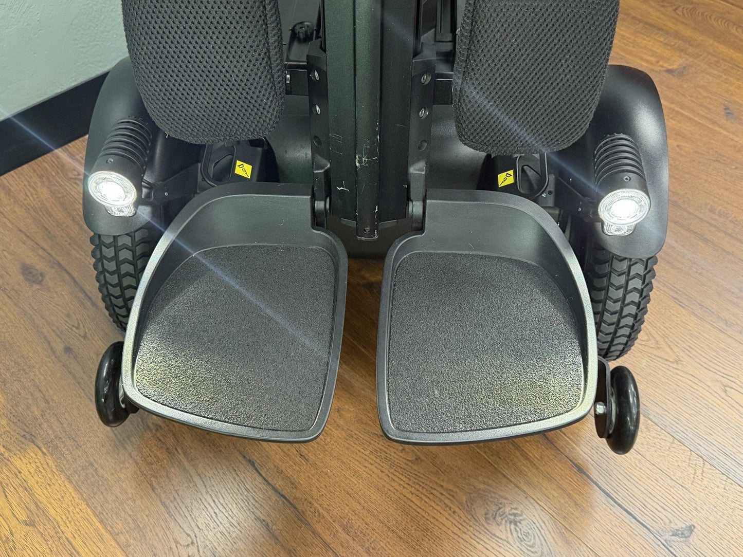 2024 Permobil F3 w/ Elevate, Tilt, Recline, Legs & 30° Anterior Tilt  #7626
