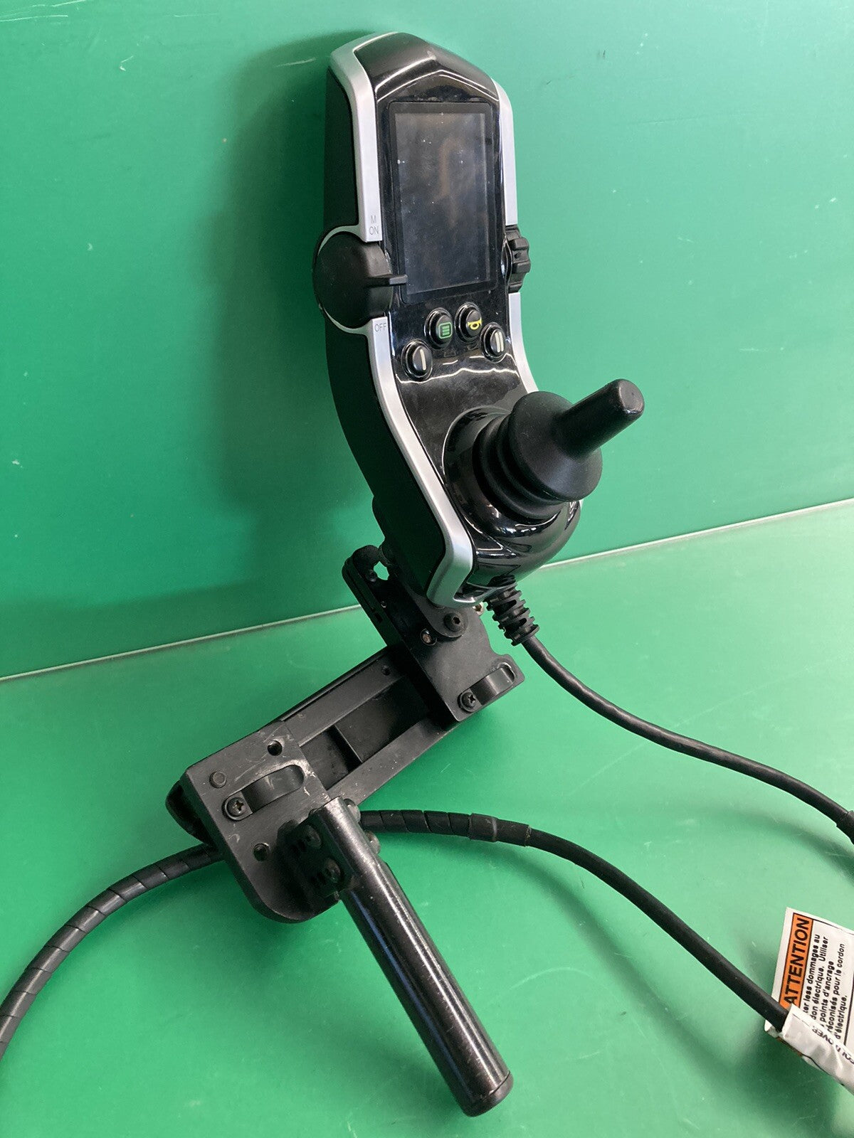 Quantum QLogic2 Joystick w/ Swing Away CTL123217 for Wheelchair 1751-8009 #K211