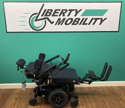 2024 Quantum EDGE 3 Wheelchair -Elevate, Tilt, Recline & Legs 7 miles* #LM7612