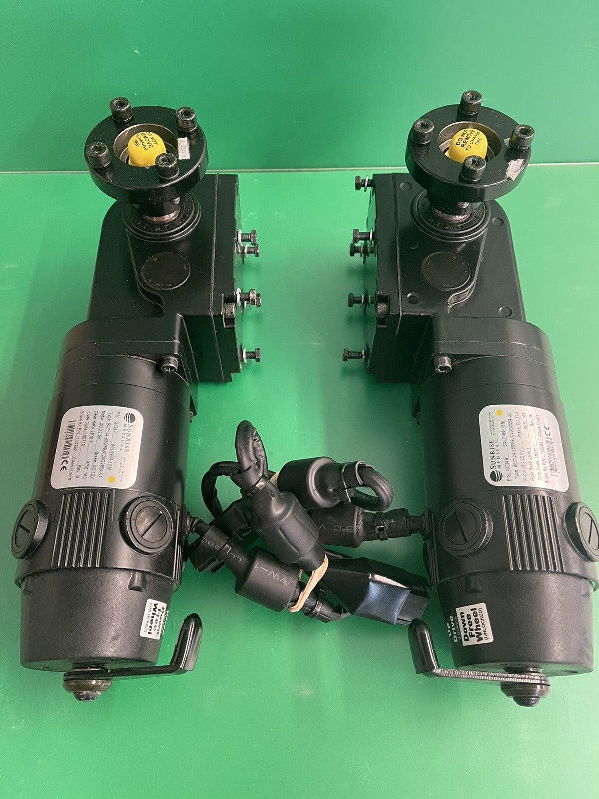 Left & Right Motors for Quickie Pulse 6 Power Wheelchair 107247 / 107248 #i297