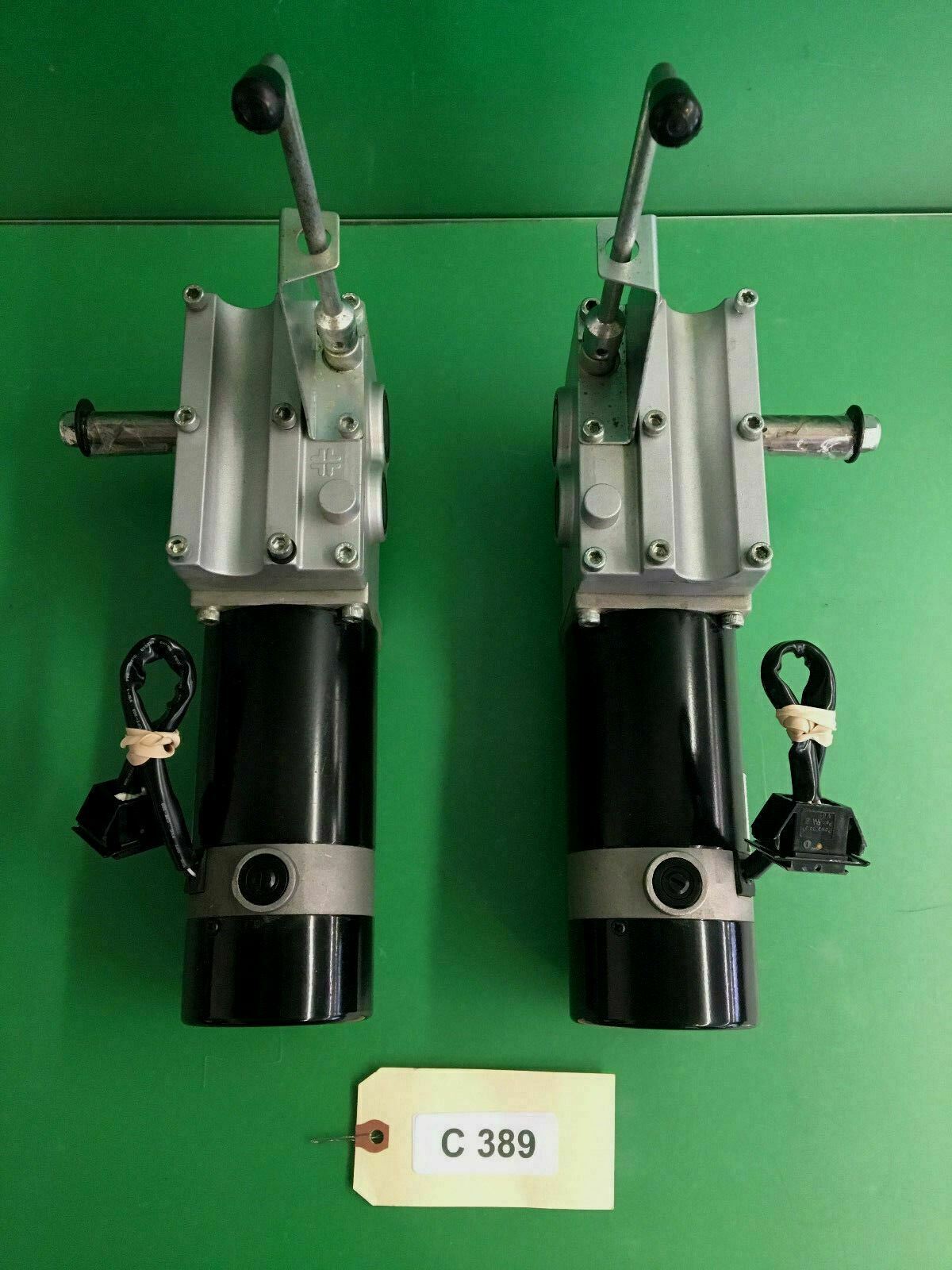 R & L Motors for Pride Jet 3 Power wheelchair M1P1071330 / M1P1036727 #C389