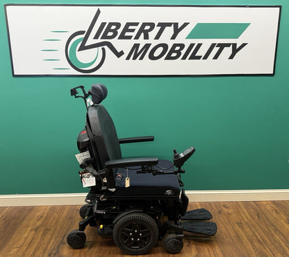 2020 Quantum EDGE 3 Wheelchair w/ Power Tilt & Power Footrest 1.8 miles* #LM7485