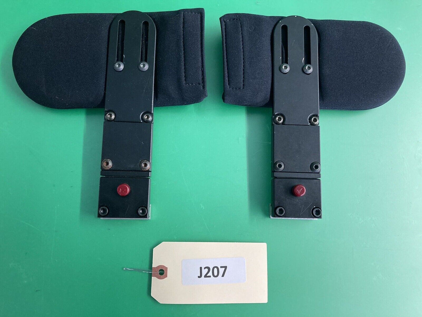 Quantum Quick Release Lateral Thigh Supports for Power Wheelchair 8" x