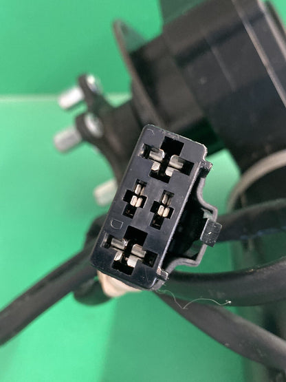 Left & Right Motors for Quantum Q6 Edge 2.0 - MOT154323-01 - MOT154324-01  #K203