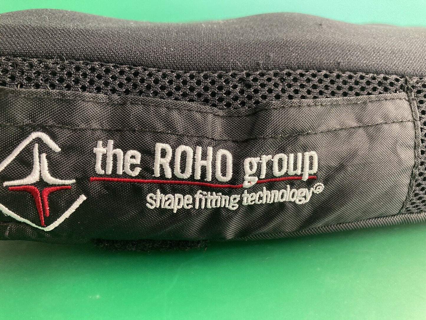 Roho MOSAIC Air Cushion w/ Pump & Cover  18" X 16"X 3"  #J897