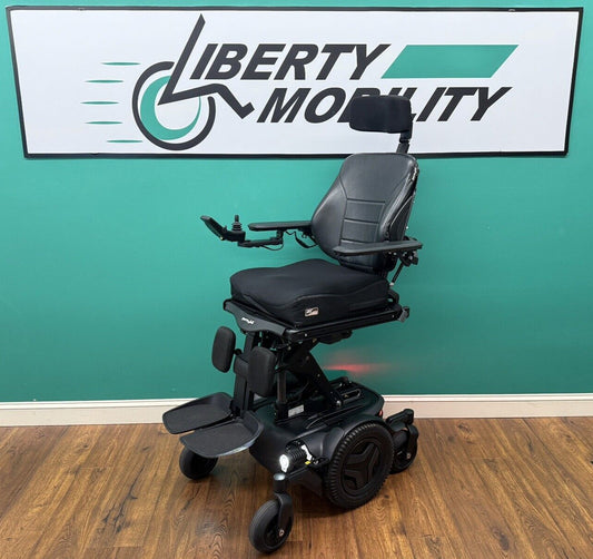 2022 Permobil M3 Wheelchair w/Elevate, Tilt, Recline, Legs 10 MILES* LIGHTS#7593
