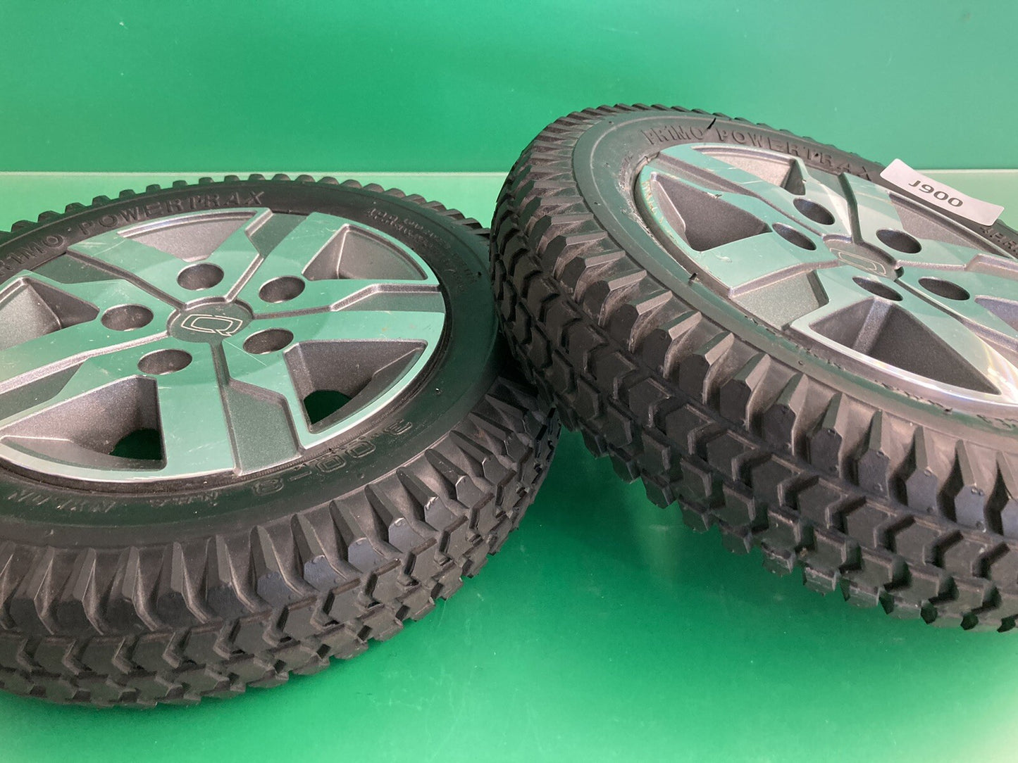 SET OF 2* Drive Wheel Assembly for the Quantum Q6 Edge 2.0 & Q6 Edge 2.0 X #J900