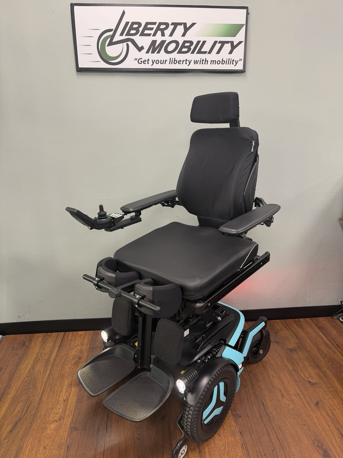 2024 Permobil F3 w/ Elevate, Tilt, Recline, Legs & 30° Anterior Tilt  #7626