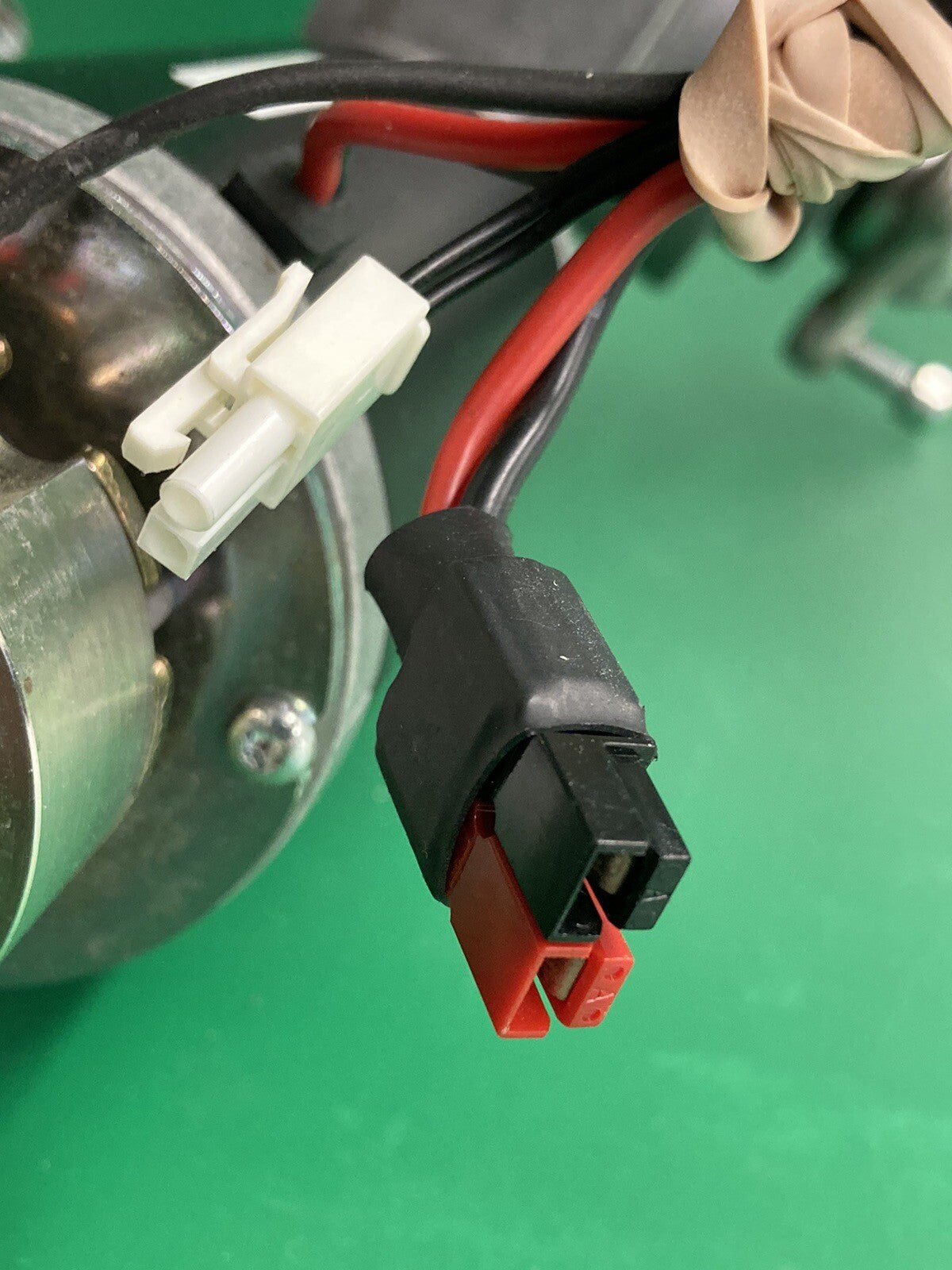 Left & Right Motors for the Permobil C300 Power Wheelchair 313935 / 313934 #J069