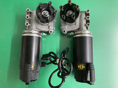 MOTORS FOR INVACARE TDX SP II 1188843 / M9278-02 / 1163412 - 1163413 #K972