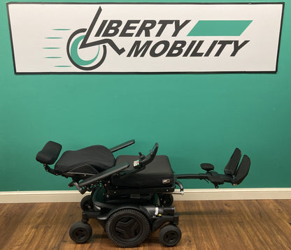 2022 Permobil M3 Wheelchair Elevate, Tilt, Recline, Legs ~Lighting ONLY 19 MILES