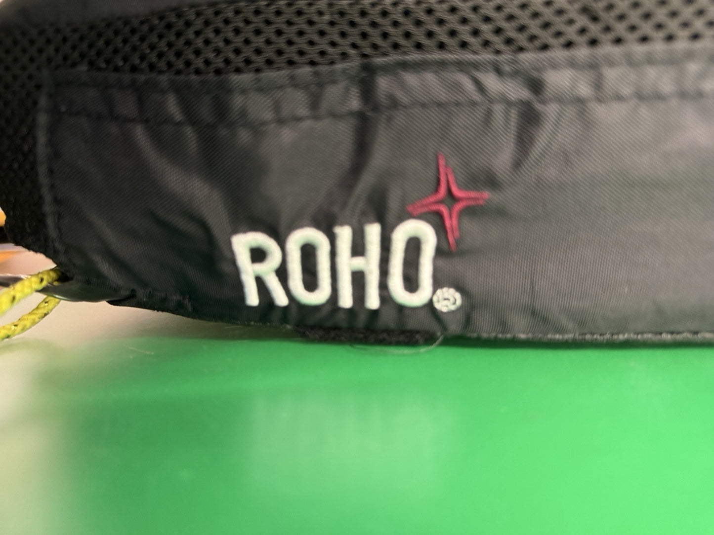 2024 Roho Air Cushion Sensor Ready w/ Pump 18.25" X 18.25" X 4.25" 1R1010H #L029