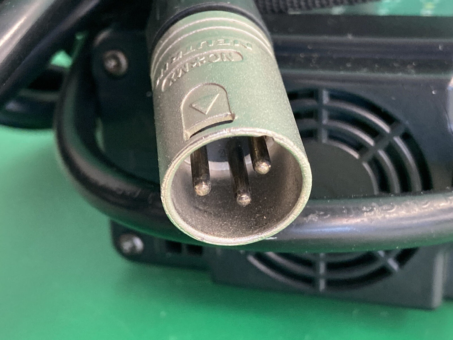 24 Volt 8 Amp XLR Battery Charger for Scooter / Power Wheelchair BATC8 #J526