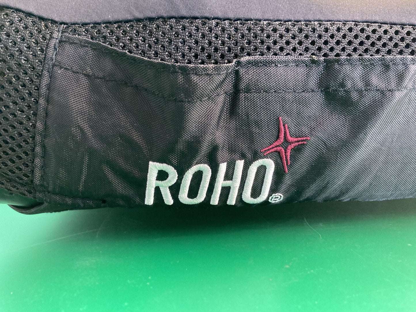 2017 Roho ISOFLO Air Cushion w/ Pump 21.25" X 20.25"X 4.25" RQS1111 #K715