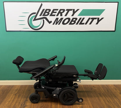 2023 Permobil F3 Wheelchair w/ Power Elevate,Tilt,Recline,Legs LIGHT KIT* 1 MILE
