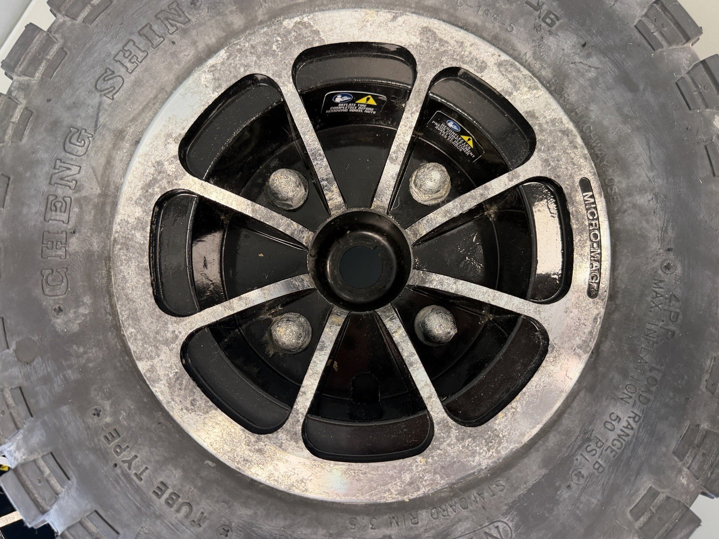 Solid Drive Wheels for the Quantum 1450 & Jazzy 1450 Power Wheelchair #L160