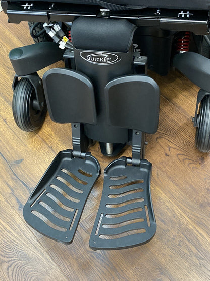 2023 Quickie Q500m w/ Tilt, Elevating & Articulating Power Footrest ~0 Miles*