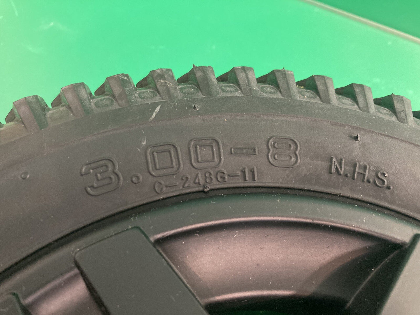 Drive Wheel Assembly for Quantum Edge 3, Edge 3 Stretto & Quantum 4Front #H882