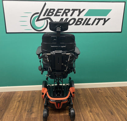 2019 Permobil F5 Wheelchair w/ Power Elevate,Tilt,Recline,Legs LIGHT KIT* LM7572