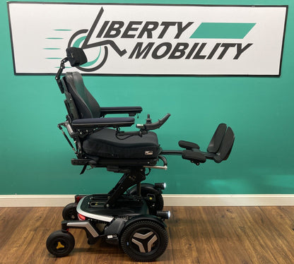 2021 Permobil F3 Wheelchair w/ Power Elevate,Tilt,Recline,Legs LIGHT KIT* LM7608