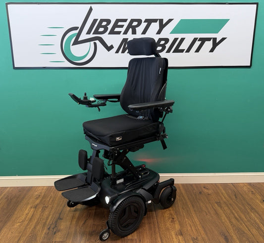 2023 Permobil F3 Wheelchair w/ Power Elevate,Tilt,Recline,Legs LIGHT KIT* 1 MILE