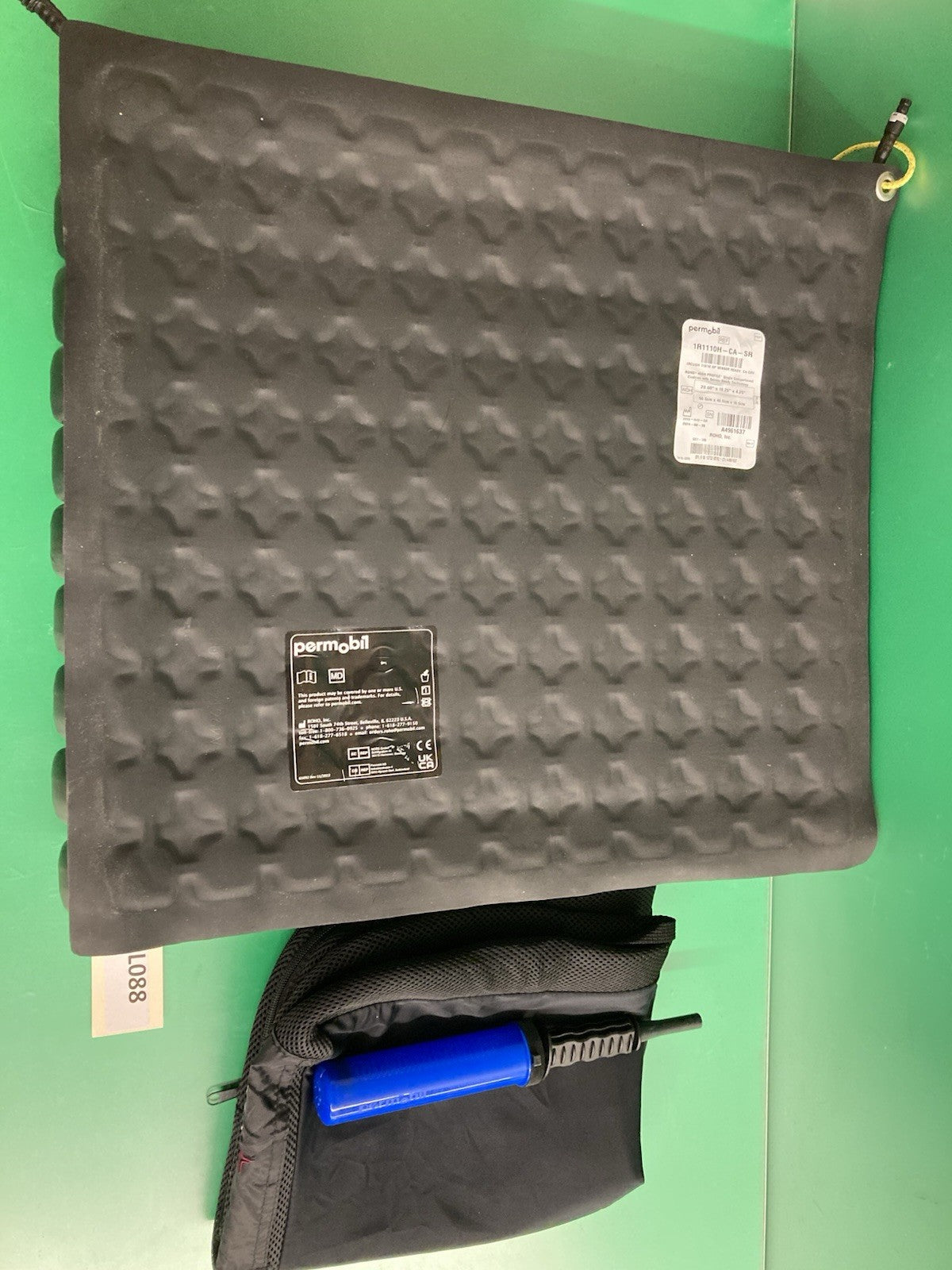 2024 Roho Air Cushion w/ Pump & Cover 20.00" X 18.25" X 4.25" 1R1110H #L088