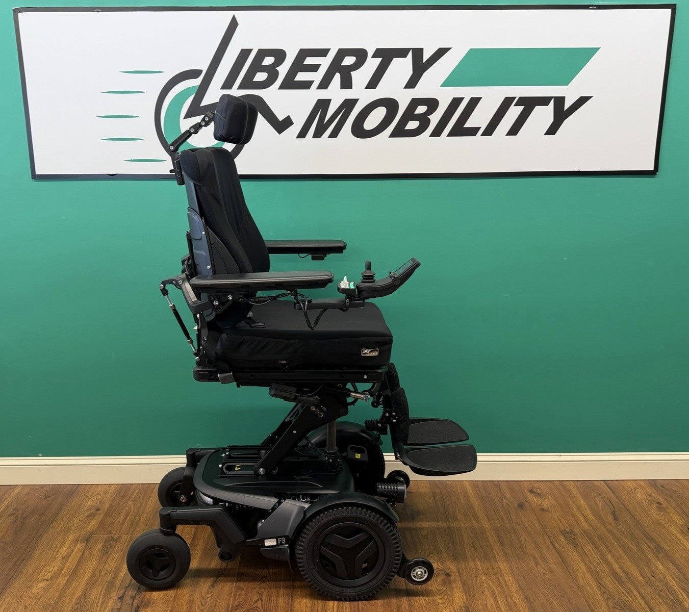 2023 Permobil F3 Wheelchair w/ Power Elevate,Tilt,Recline,Legs LIGHT KIT* 1 MILE