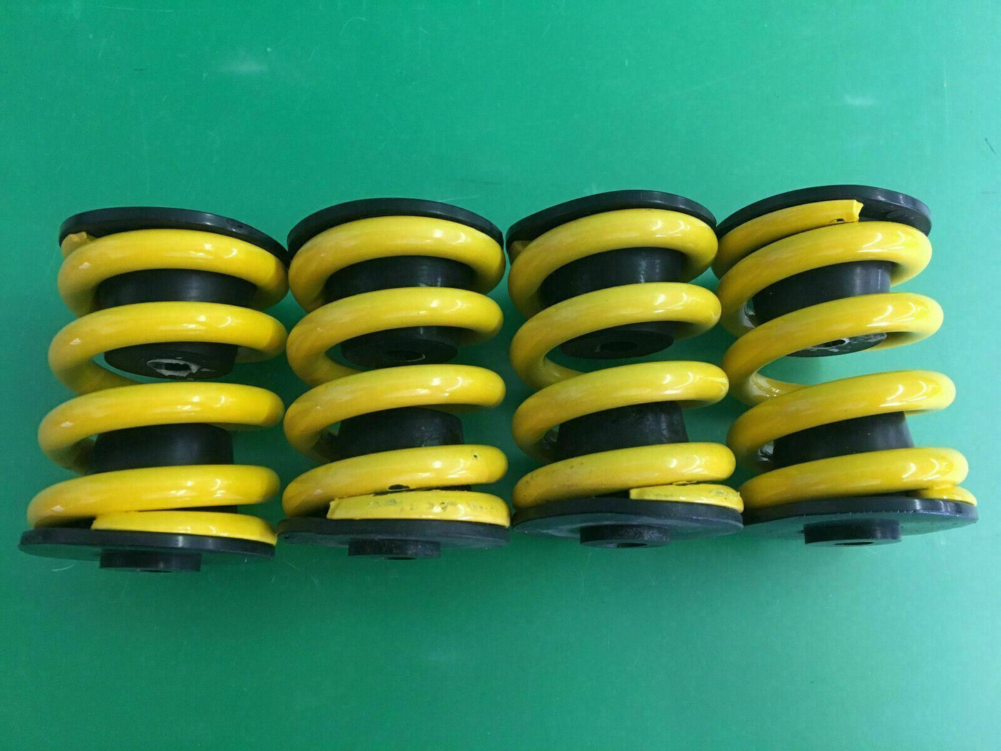 Set of 4 Shock Absorbers, Suspension for Quantum Rival Power Wheelchair  #D883