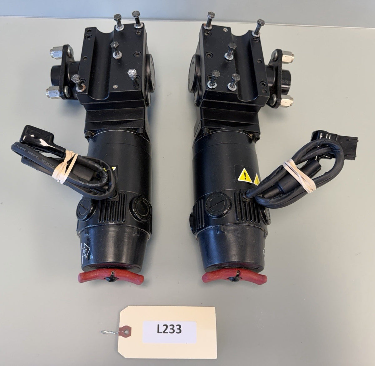 Motors for Quickie Q300M Power Wheelchair 250287 250286 ~LOW MLES* #L233