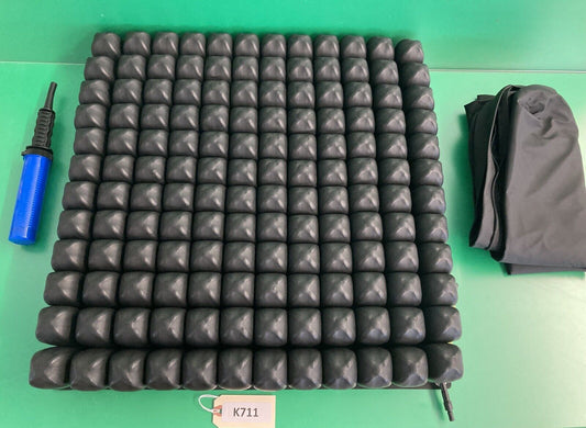 2024 Roho Air Cushion w/ Pump & Cover  21.75" X 21.75"X 4.25" 1R1212C #K711