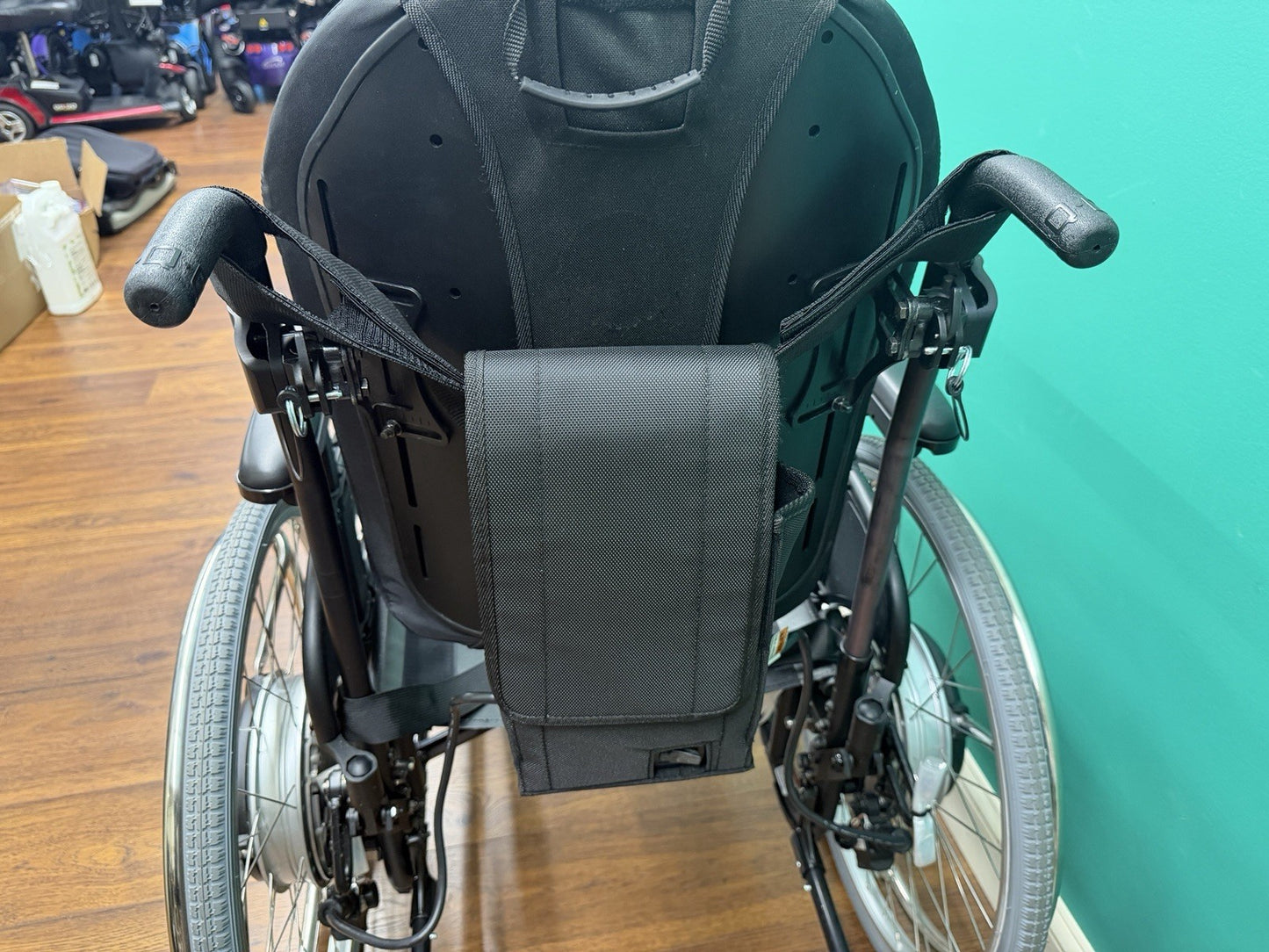 2024 Quickie 2 Wheelchair with Yamaha 24"x1 3/8" Power Assist Xtender Wheels