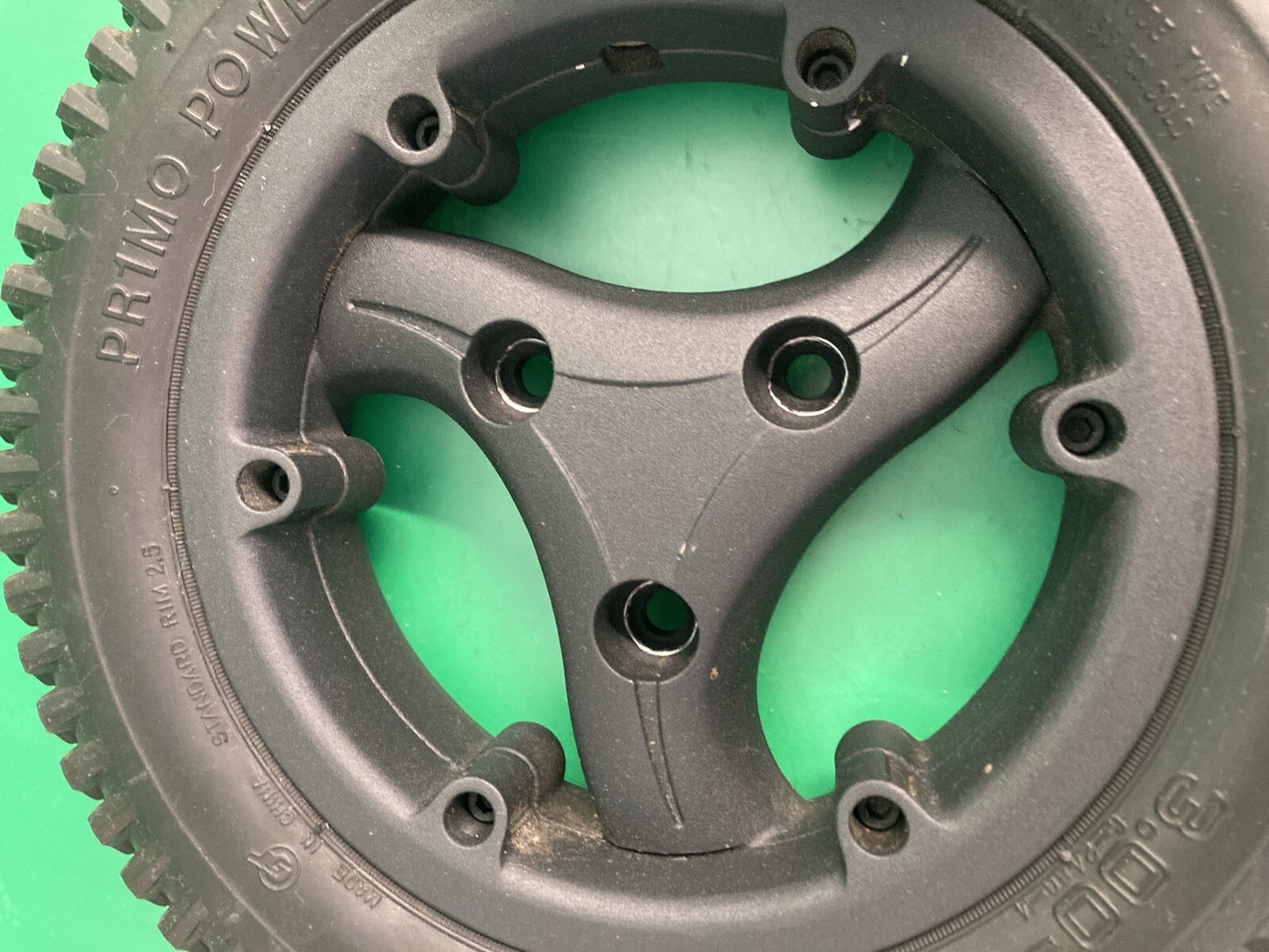 Drive Wheel Assembly for the Quickie QM-710 / QM-715 Q700m Set of 2*  #K374